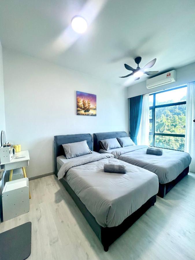 Botiza Suites At Jesselton Quay Кота-Кинабалу Экстерьер фото